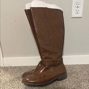 Tall fashion boots